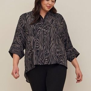 EUC Torrid Chiffon High Low Shirt Kimono Black Grey Tiger Print Size 1 - 1X